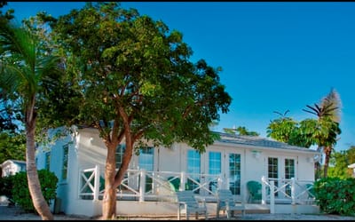 Major Renovations at Island Inn