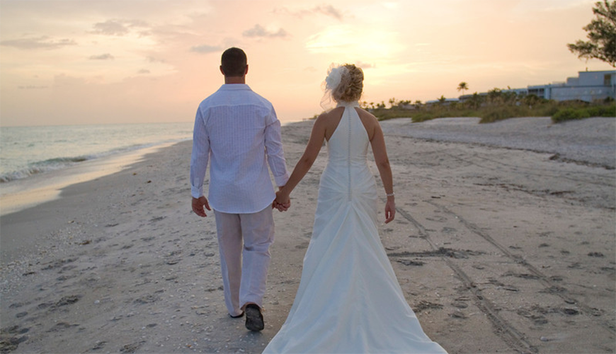 Married Couple at Island Inn on the Beach