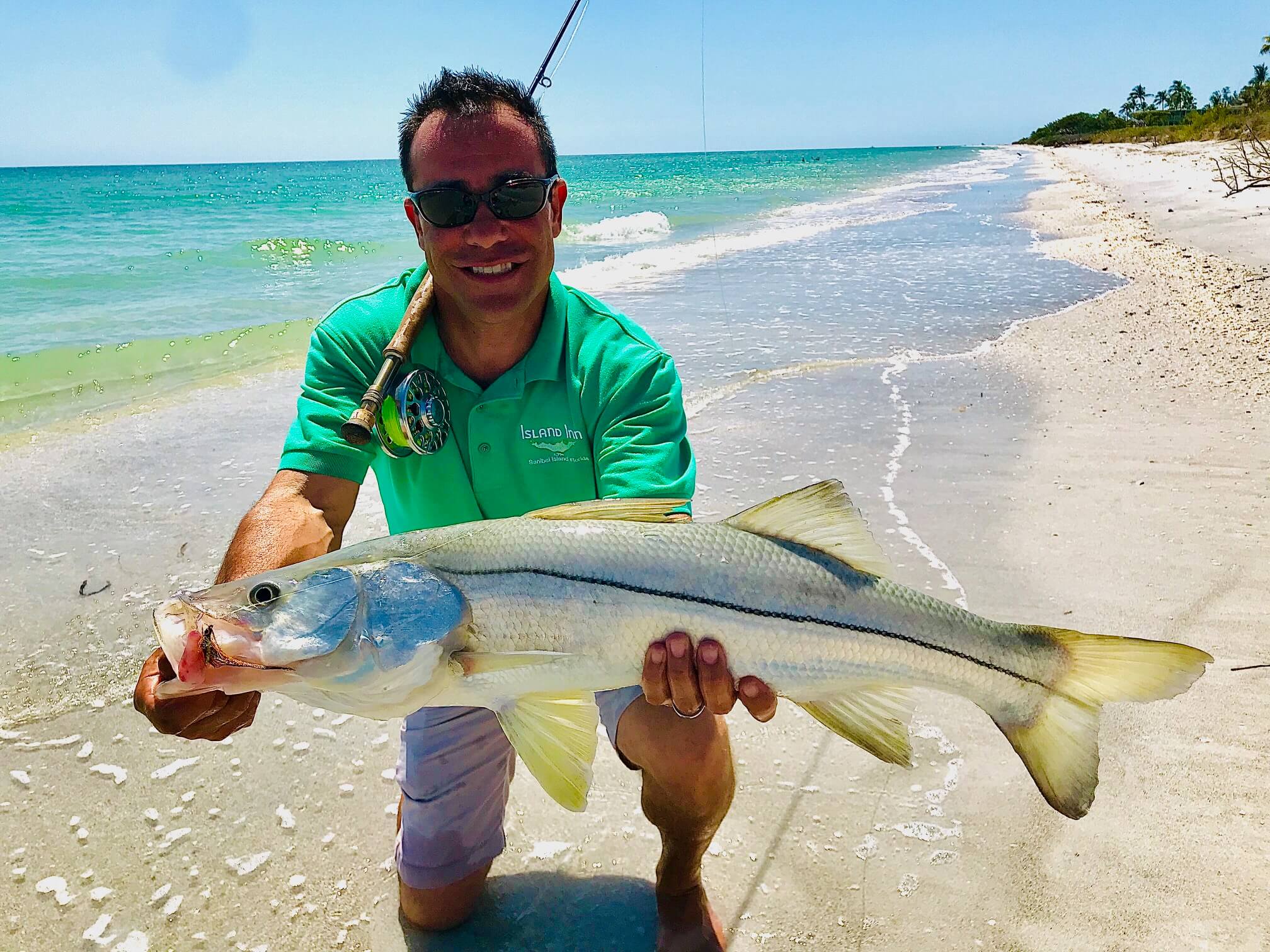 sanibel beach fishing - island inn hotel